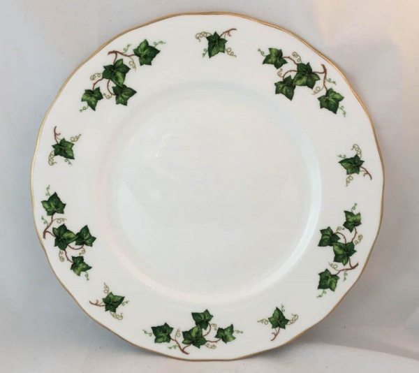 Colclough Ivy Leaf Dessert Plates, Pattern Code 8143