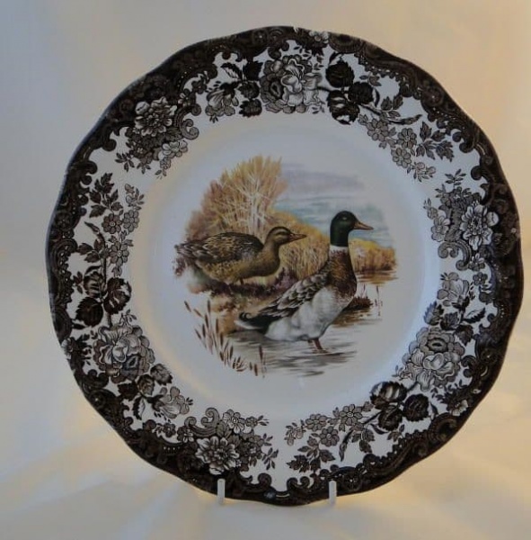 Palissy Game Series Dinner Plates
