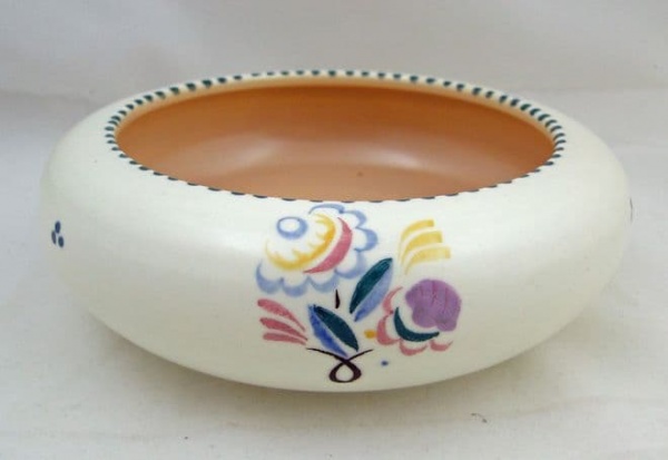 Poole Pottery Hand Painted Traditional Posy Bowl in the RD Pattern