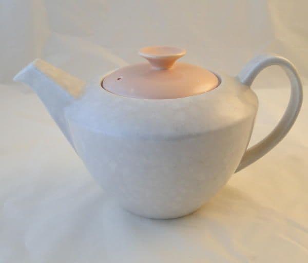 Poole Pottery Twintone Peach Bloom and Seagull Streamline Tea Pot