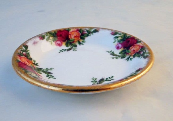 Royal Albert Old Country Roses Mini Dishes