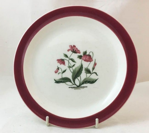 Wedgwood Ruby Mayfield Tea Plates
