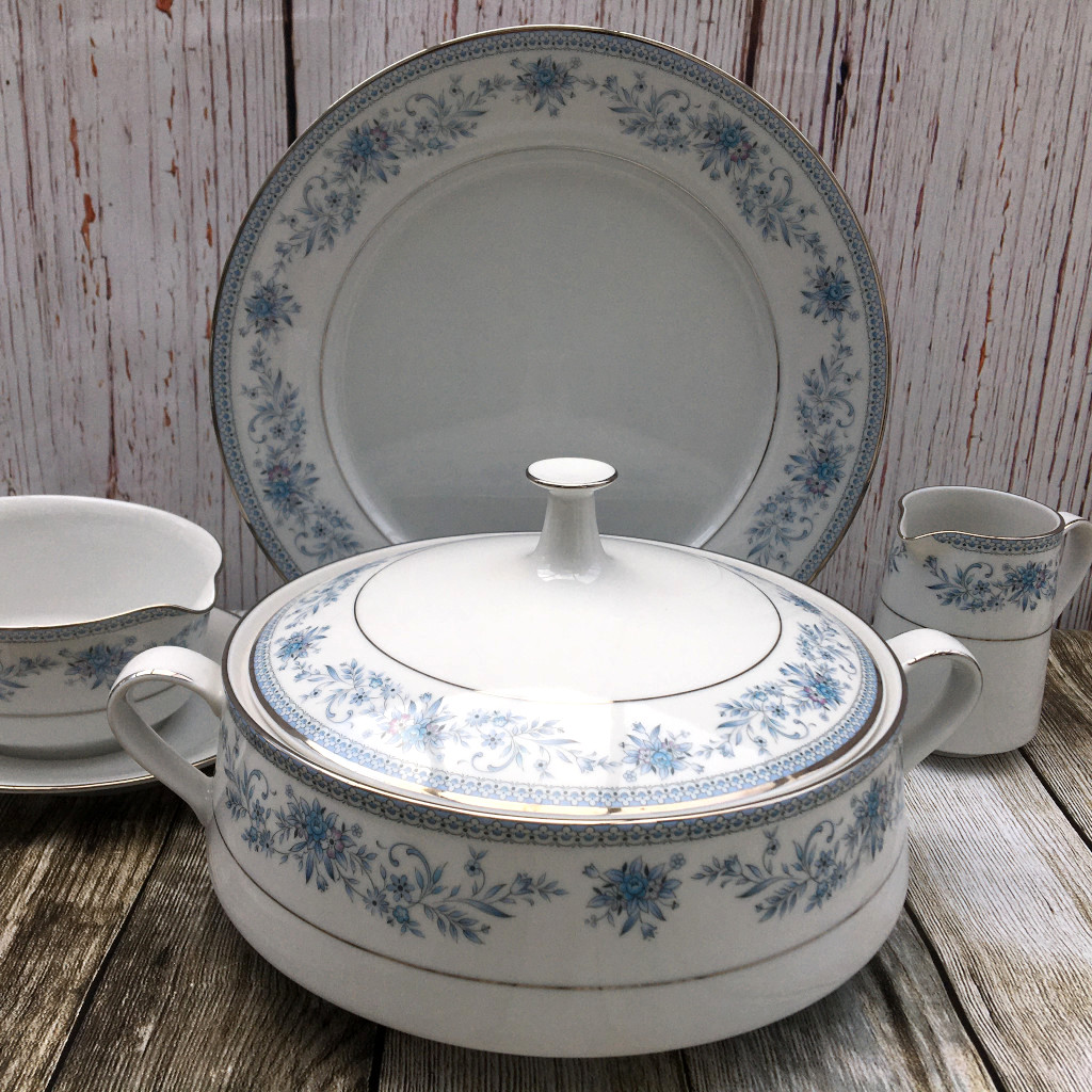 Noritake Blue Hill (2842)