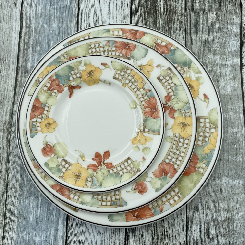 Wedgwood Trellis Flower