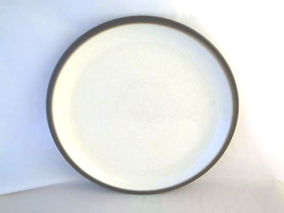 Dby Pottery Energy Dessert/Salad Plates (Charcoal/Cream)