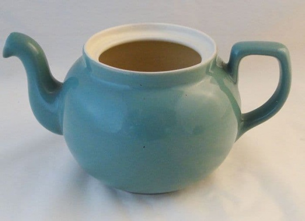 Dby Pottery Manor Green Tea Pots (1.75 pint). No Lid.