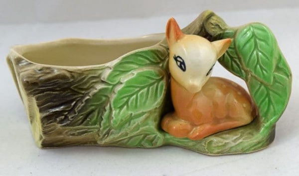 Eastgate Pottery, Fauna, Fawn Sitting Amongst Leaves.