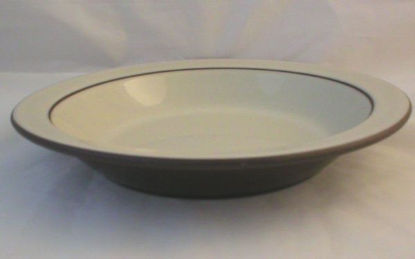 Hornsea Pottery Cornrose Large Rimmed Bowls (Click on photograph to see a larger image).