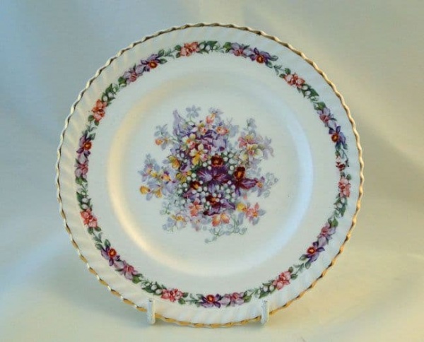 Johnson Bros (Brothers) Old English, Queens Bouquet Tea plates