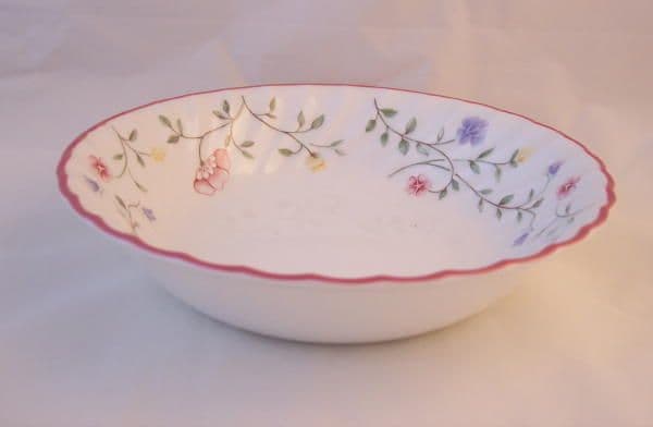Johnson Bros Summer Chintz Soup/Cereal Bowl