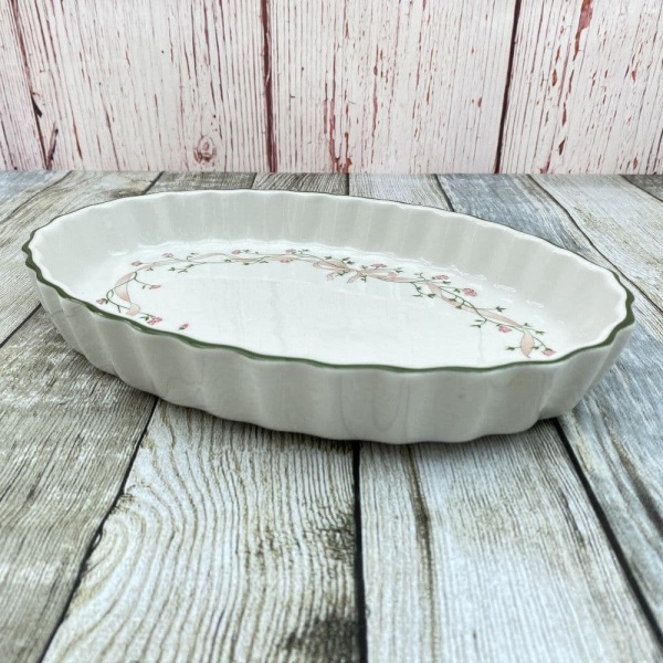 Johnson Brothers (Bros) Eternal Beau Oval Fluted Baking Dish