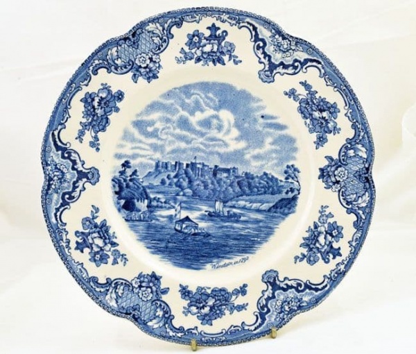 Johnson Brothers (Bros) Old Britain Castles Salad/Breakfast Plates