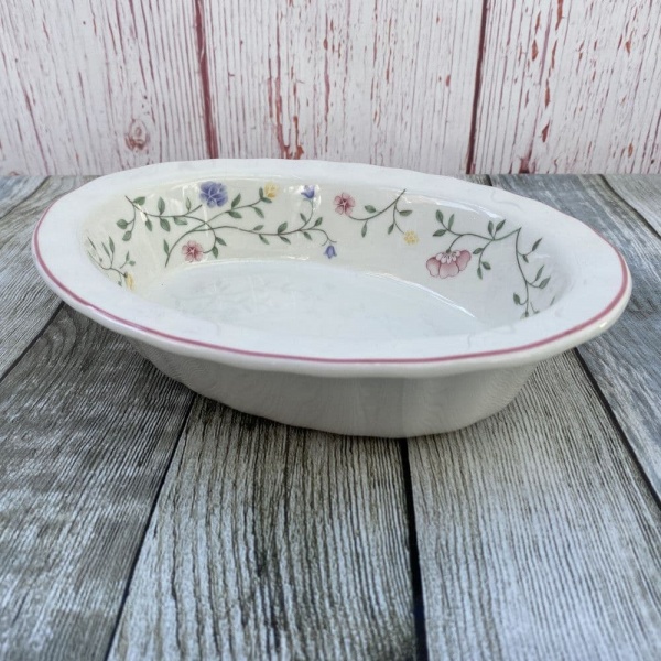 Johnson Brothers (Bros) Summer Chintz Oval Pie Dish