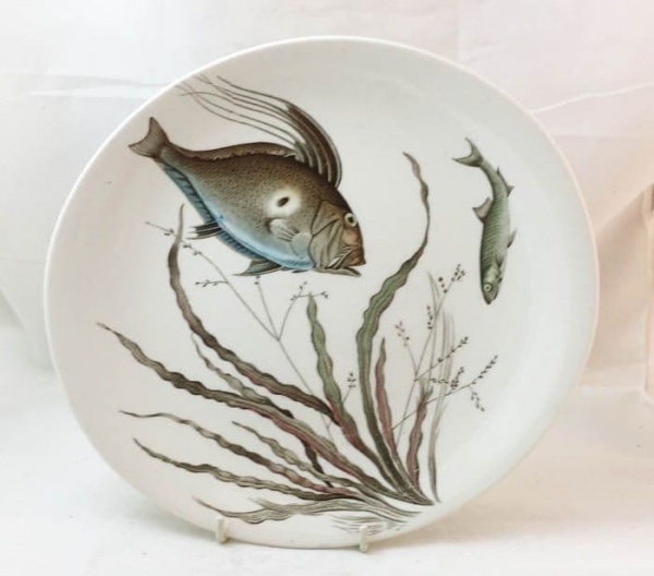 Johnson Brothers, Fish, Dinner Plates, Design No 4