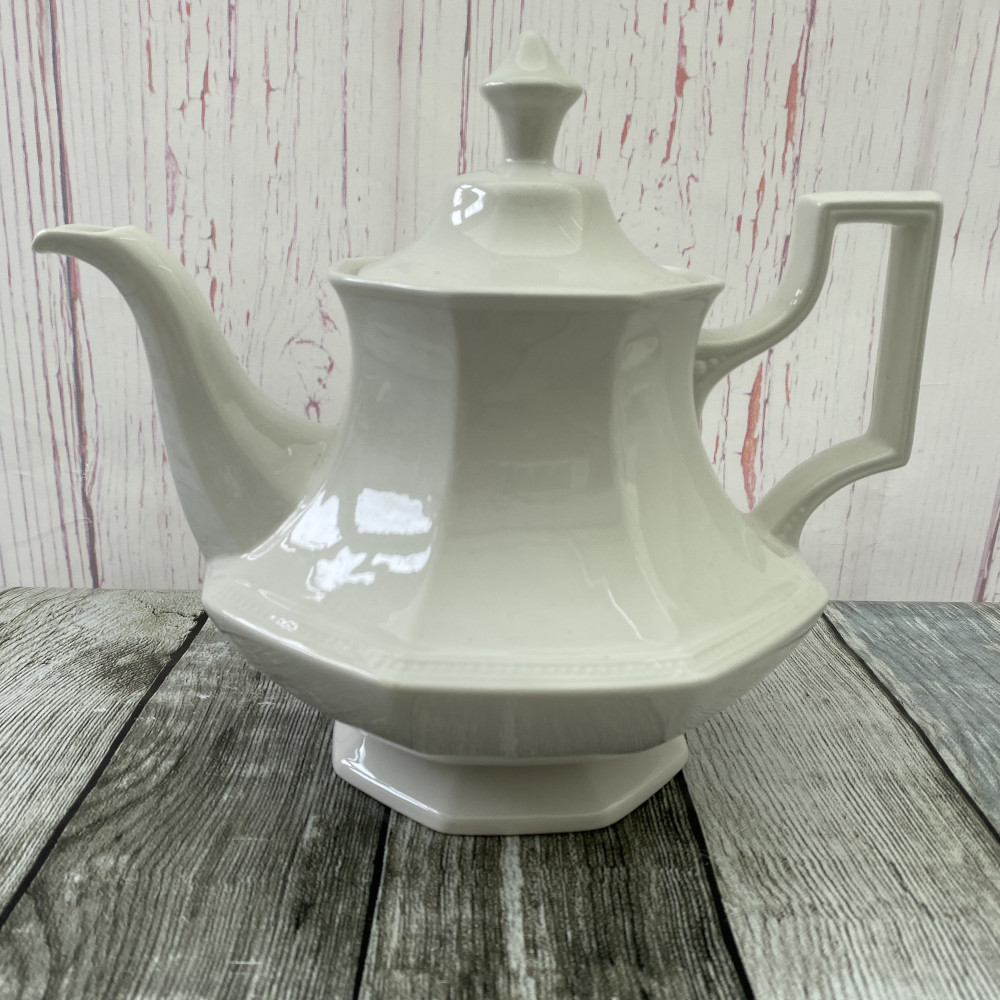Johnson Brothers Heritage Teapot 2 Pints Replacing discontinued