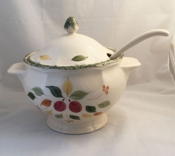 Marks and Spencer Damson Lidded Soup Tureen and Ladle