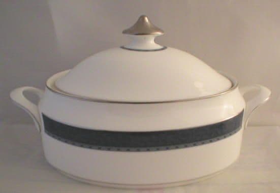 Marks and Spencer Hampton Lidded Serving Dish