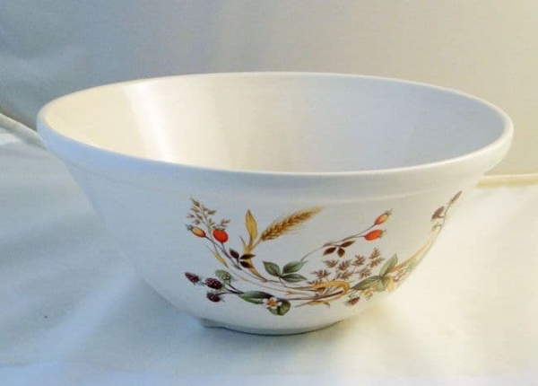 Marks and Spencer Harvest Ceramic Mixing Bowl