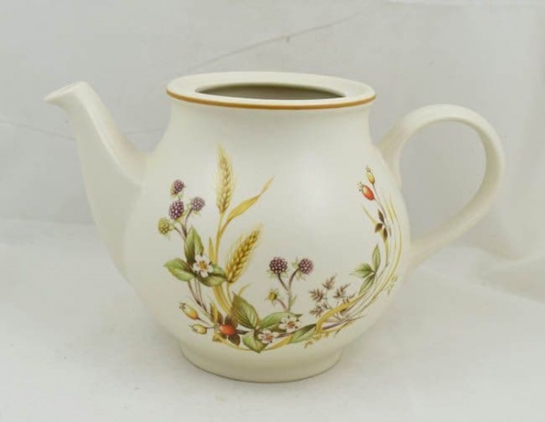 Marks and Spencer Harvest Rounded Style 3 Pint Teapot Without Lid
