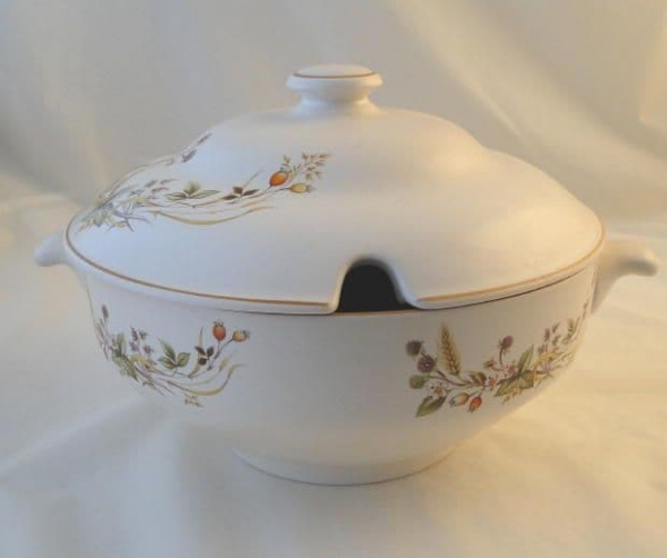 Marks and Spencer Harvest Very Large Lidded Serving Tureen