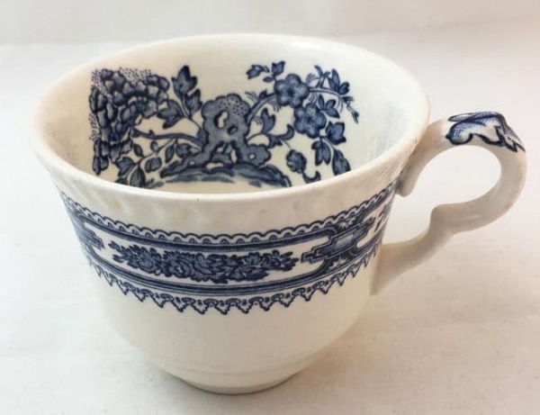 Mason's Manchu Blue Tea Cups