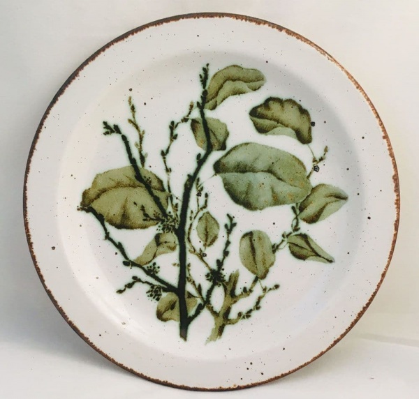Midwinter Green Leaves Tea Plates
