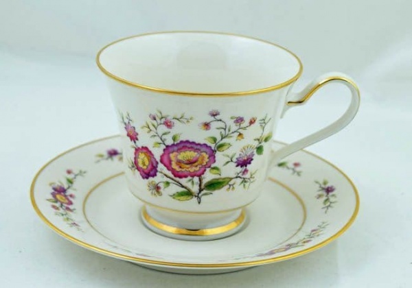 Noritake Asian Song (7151) Standard Sized Cups and Saucers