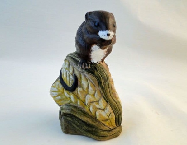 Poole Pottery Acrylic Painted Stoneware, Harvest Mouse on Corn