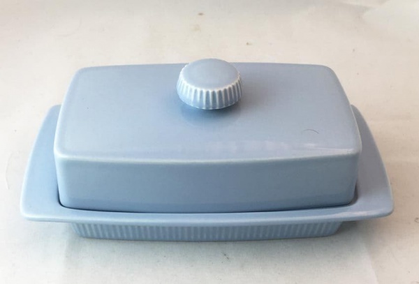 Poole Pottery, Azure Lidded Butter Dish
