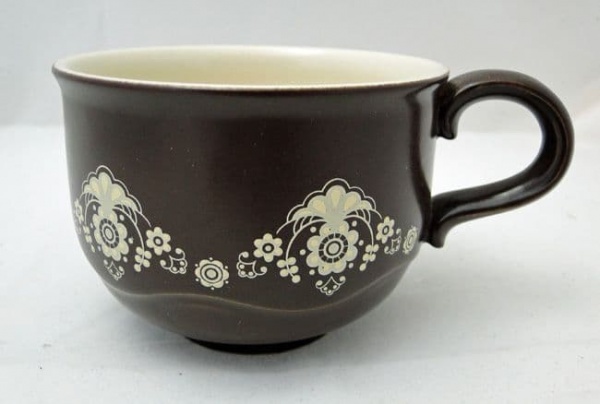Poole Pottery Chantilly Standard Tea Cup