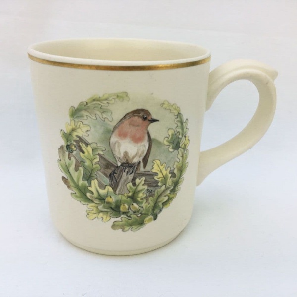 Poole Pottery Decorative Mug , Robin