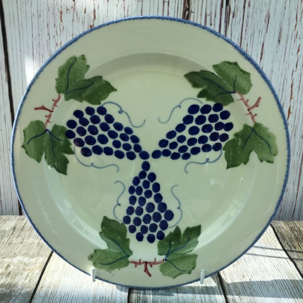 Poole Pottery Dorset Fruit 9'' Breakfast/Salad Plate (Grape)