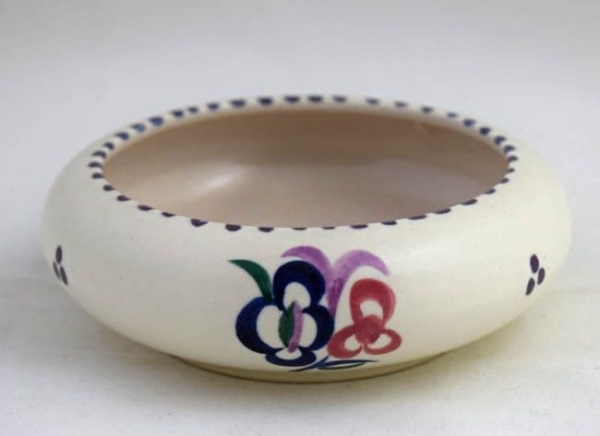 Poole Pottery Hand Painted Traditional Posy Bowl in the kG Pattern