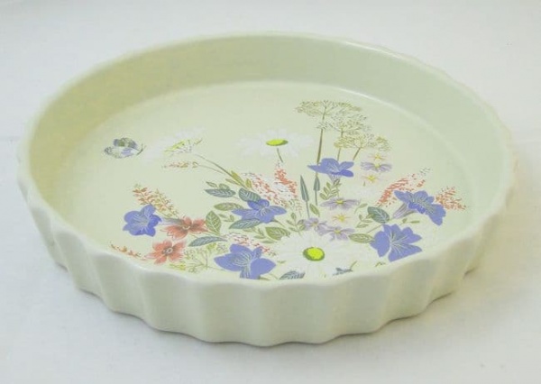 Poole Pottery Springtime 8 inch Flan Dishes