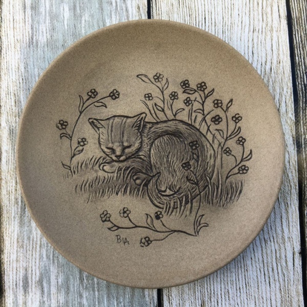 Poole Pottery Stoneware Plate, Kitten Asleep