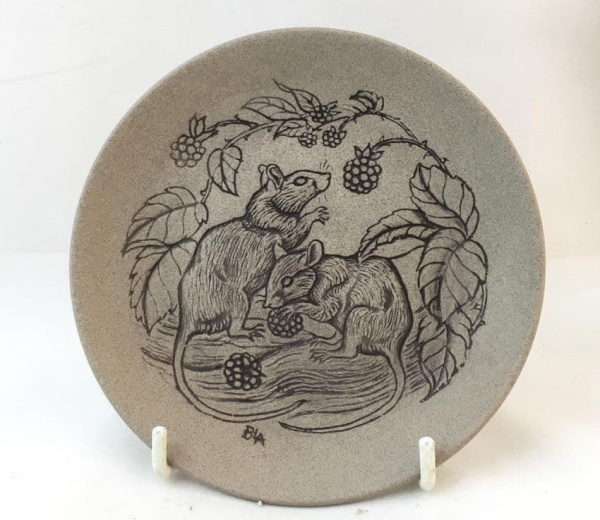 Poole Pottery Stoneware Plate, Mice Eating Blackberries