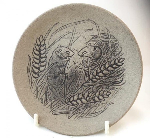 Poole Pottery Stoneware Plate, Two Harvest Mice