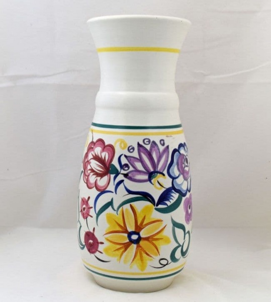 Poole Pottery Tall Hand Painted Traditional Vase In The CS Pattern