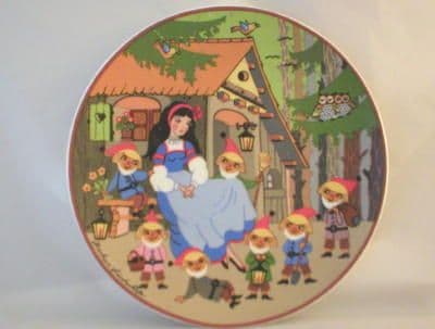 Poole Pottery Transfer Plate, Barbara Furstenhofer, Snow White (151)