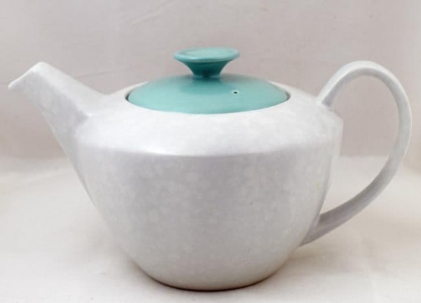 Poole Pottery Twintone Ice Green and Seagull Streamline Tea Pot