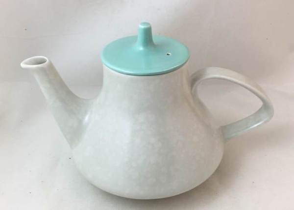 Poole Pottery Twintone Ice Green and Seagull Teapot, 1.5 Pints