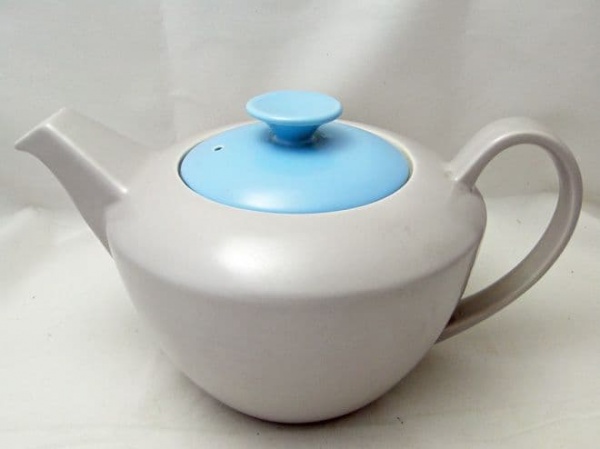 Poole Pottery Twintone Sky Blue and Dove Grey Tea Pots in Streamline Shape