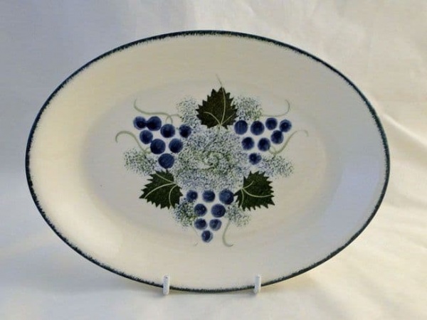 Poole Pottery Vineyard Small Oval Platters/Plates