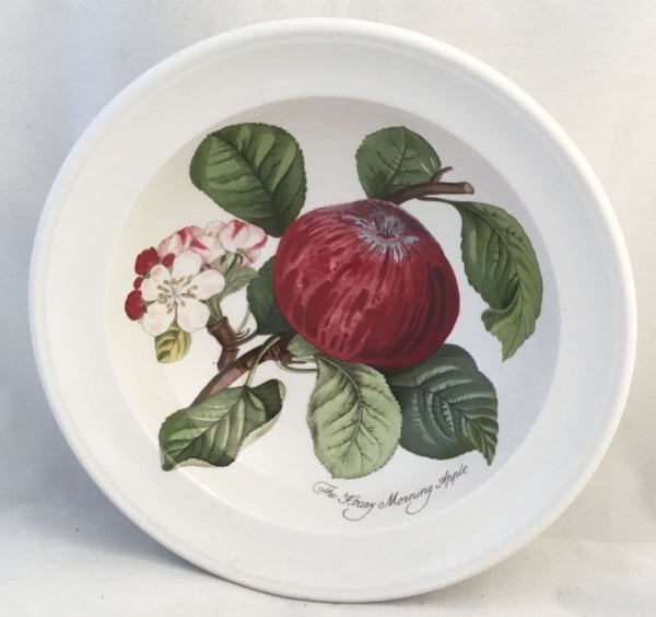 Portmeirion Pomona Rimmed Bowls, The Hoary Morning Apple