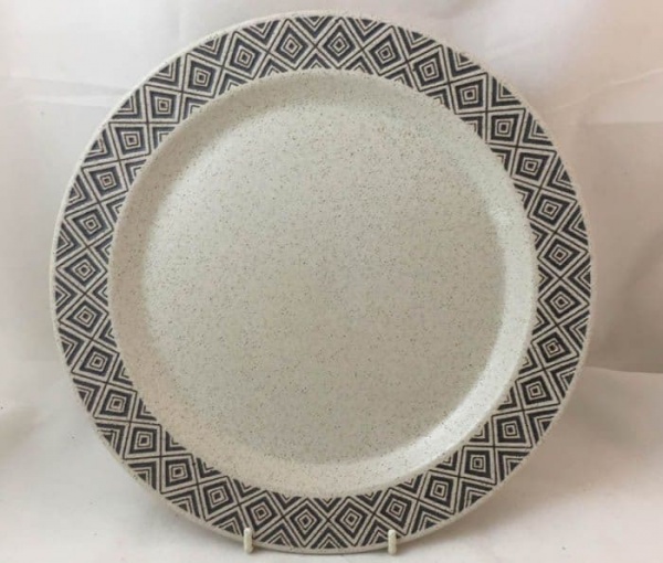 Purbeck Pottery Brown Diamond  Dinner Plates