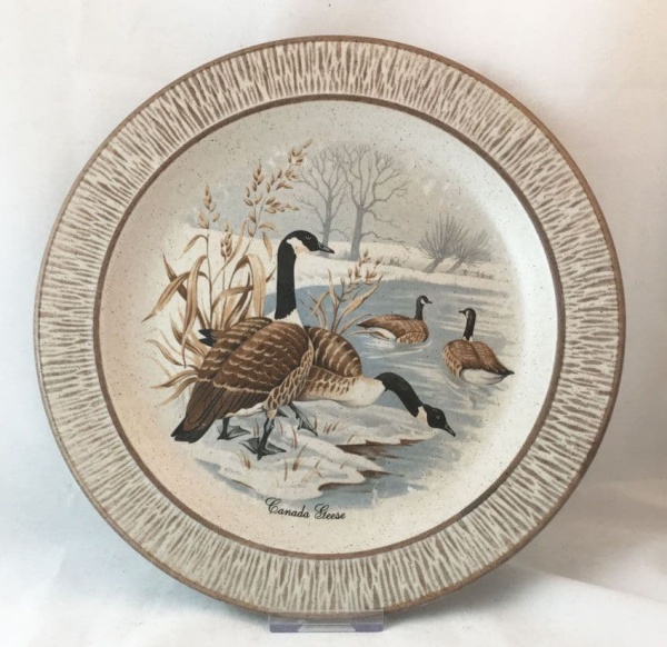 Purbeck Pottery Wildlife Decorative Plates, Canada Geese