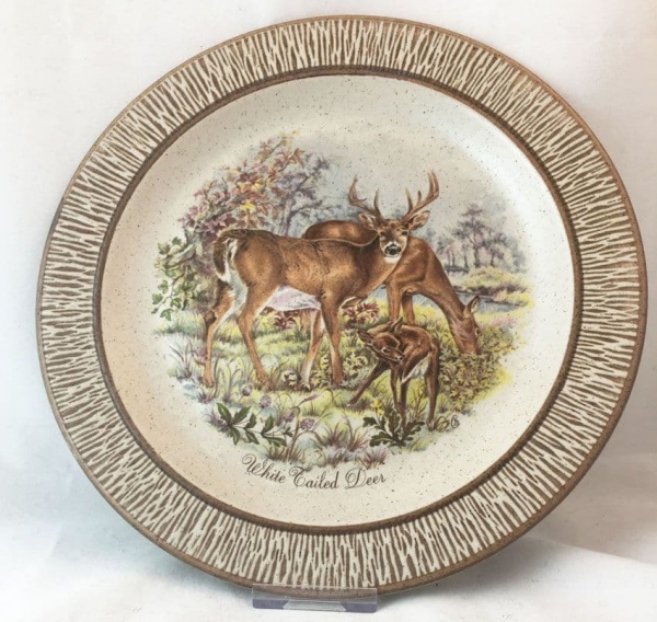 Purbeck Pottery Wildlife Decorative Plates, White Tailed Deer
