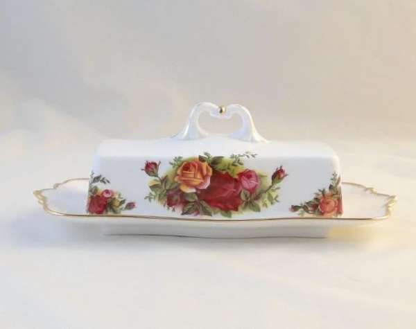 Royal Albert Old Country Roses Lidded Butter Dishes