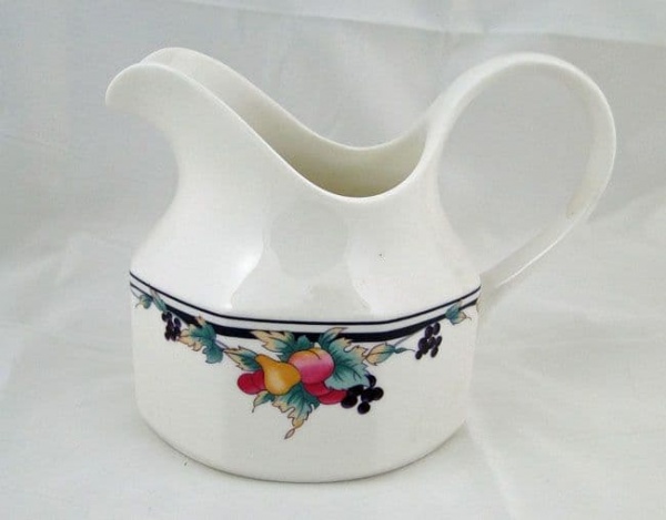 Royal Doulton Autumn's Glory (LS 1086) One Pint Milk Jugs