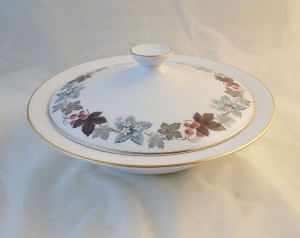 ROYAL DOULTON CAMELOT (TC1016) LIDDED SERVING DISHES